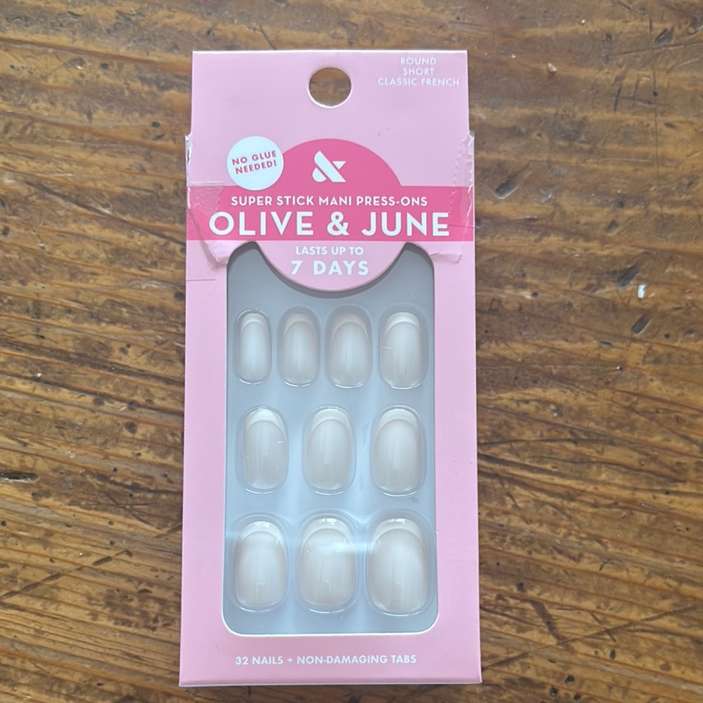 Olive & June Super Stick Mani Press-Ons